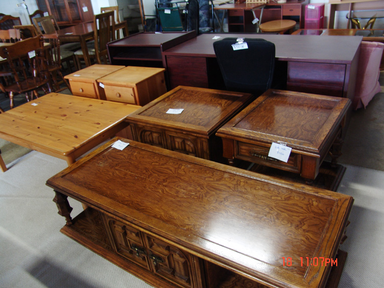 coffeetable-antique-001.jpg