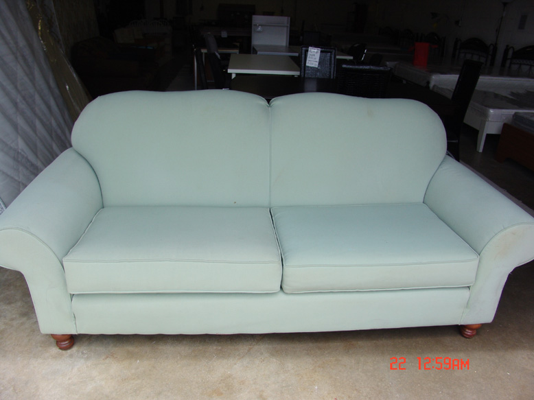 sofa-green-001.jpg